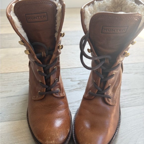 Hunter Marisa Leather Boots with Shearling - Picture 1 of 6